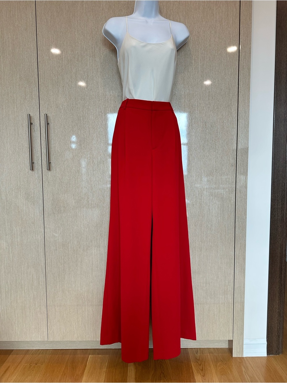 NWT AUTHENTIC ALICE + OLIVIA Ruby Red Wide Leg High Waist Pants